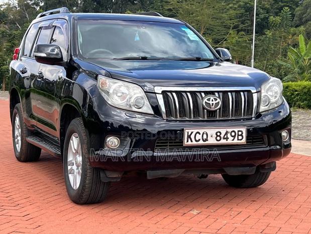 Toyota Land Cruiser Prado 2011 Black