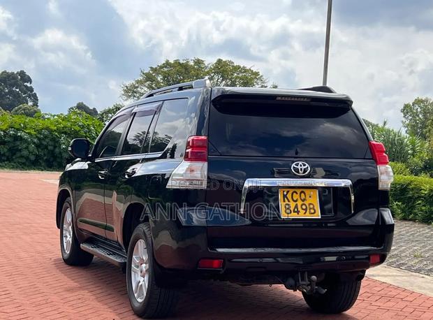 Toyota Land Cruiser Prado 3.0 TD 2011 Black
