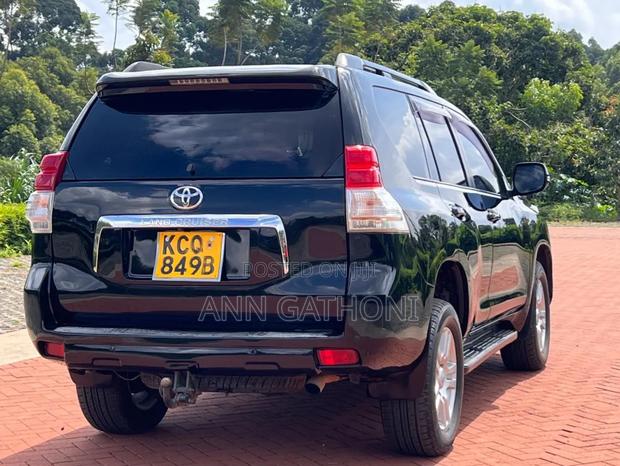 Toyota Land Cruiser Prado 3.0 TD 2011 Black