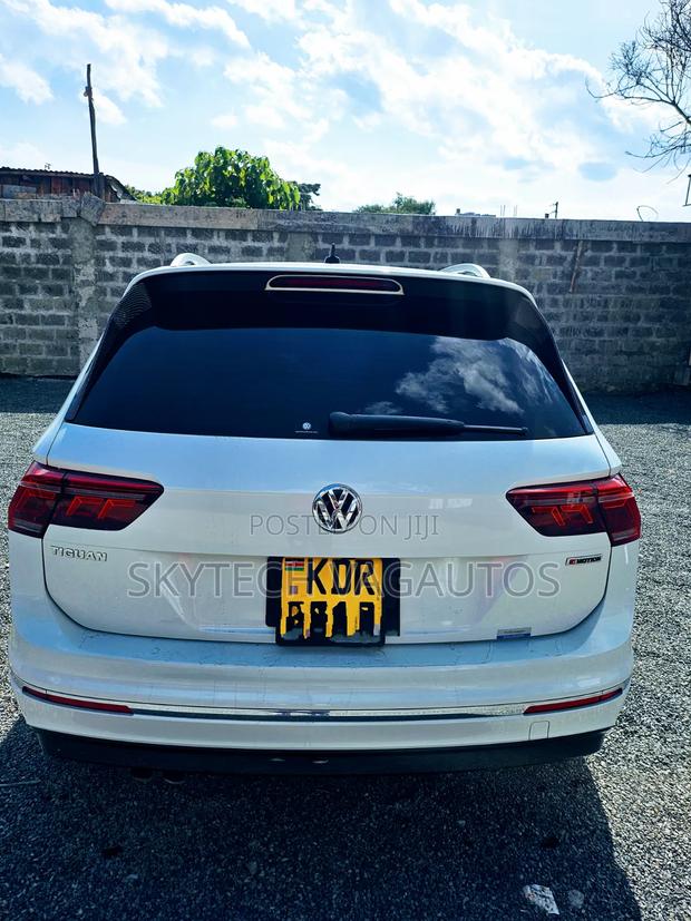 Volkswagen Tiguan 2.0T SEL Premium R-Line AWD 4MOTION 2019 White