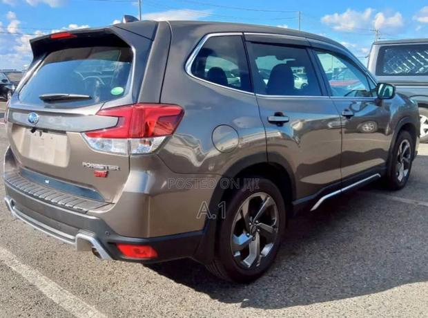 Subaru Forester Touring AWD 2020 Gold