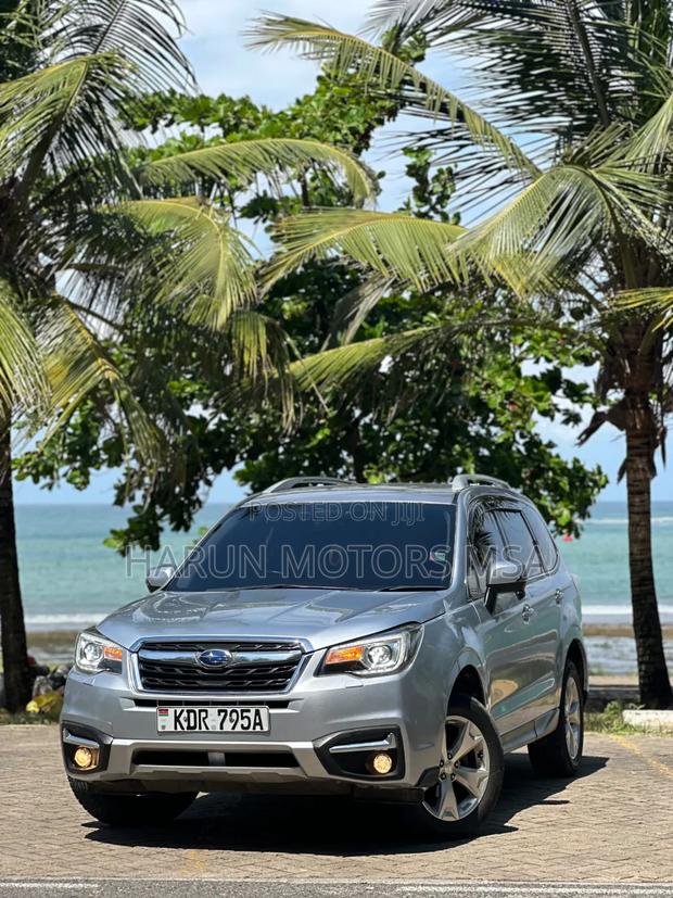 Subaru Forester 2017 Silver