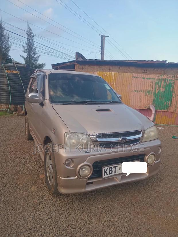 Daihatsu Terios 2007 Pink
