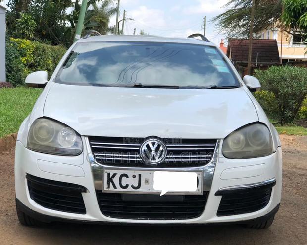 Volkswagen Golf 2010 White