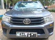 Toyota Hilux 2017 Gray for sale