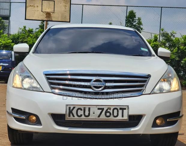 Nissan Teana 2012 White