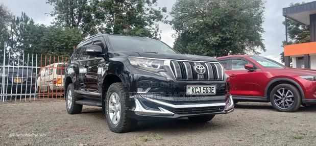 Toyota Land Cruiser Prado 2011 Black