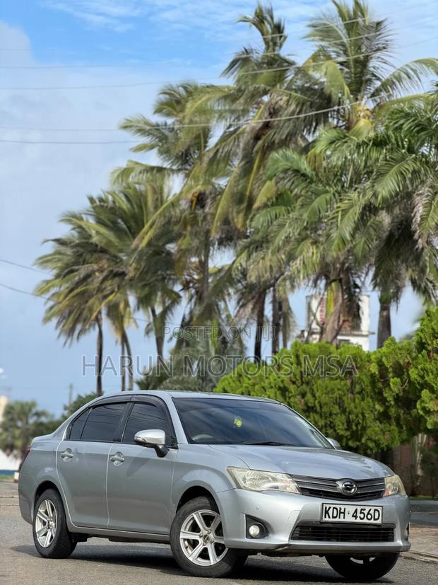 Toyota Axio 2015 Silver