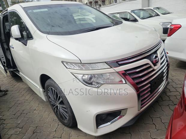Nissan Grand 2018 White
