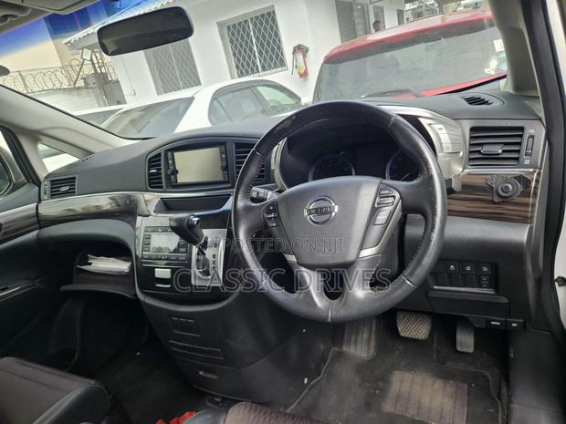 Nissan Grand 2018 White