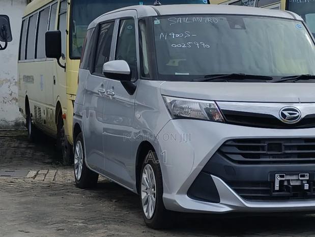Daihatsu Thor 1.0 Petrol FWD 2019 Silver