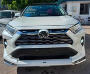 Toyota RAV4 Adventure 2019 White for sale