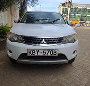 Mitsubishi Outlander 2009 White for sale