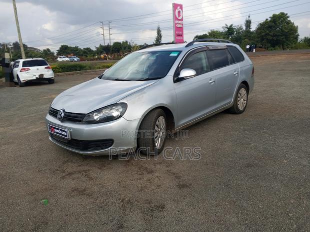 Volkswagen Golf 2010 Silver