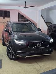 Volvo XC90 T5 Momentum AWD 2019 Black for sale