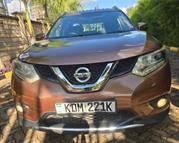 Nissan X-Trail 2015 Brown for sale
