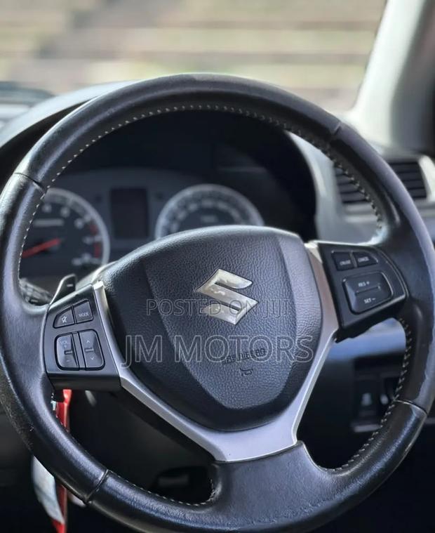 Suzuki Swift 2014 Green