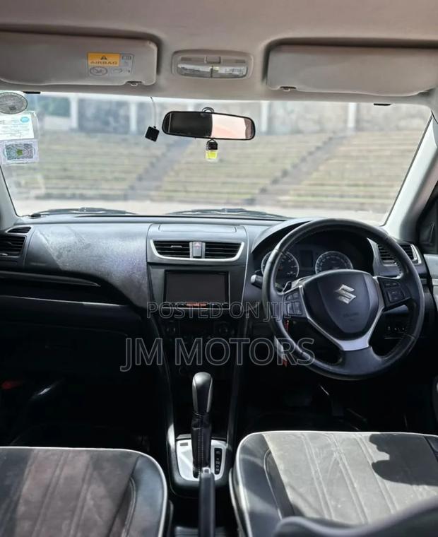 Suzuki Swift 2014 Green