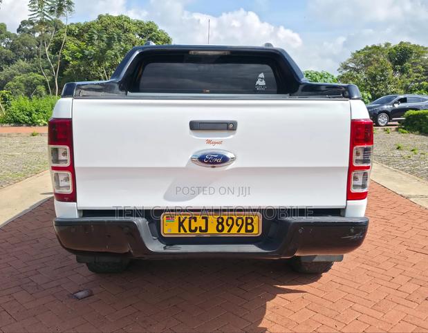 Ford Ranger Wildtrak 2012 White