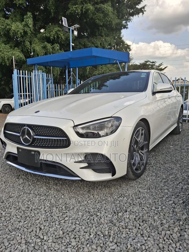 Mercedes-Benz E200 2020 Pearl