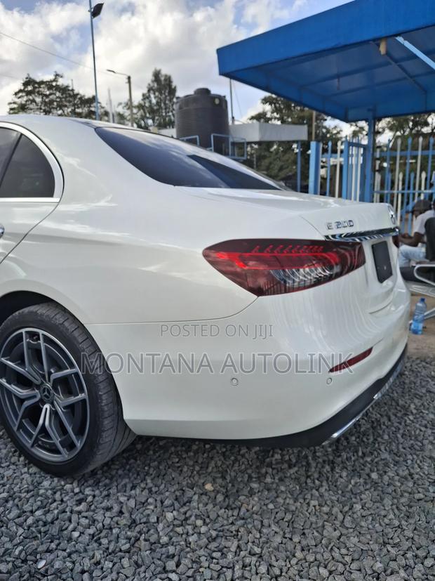 Mercedes-Benz E200 2020 Pearl