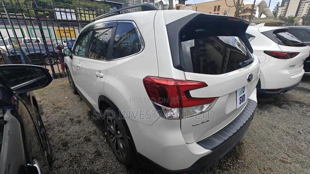 Subaru Forester 2018 White
