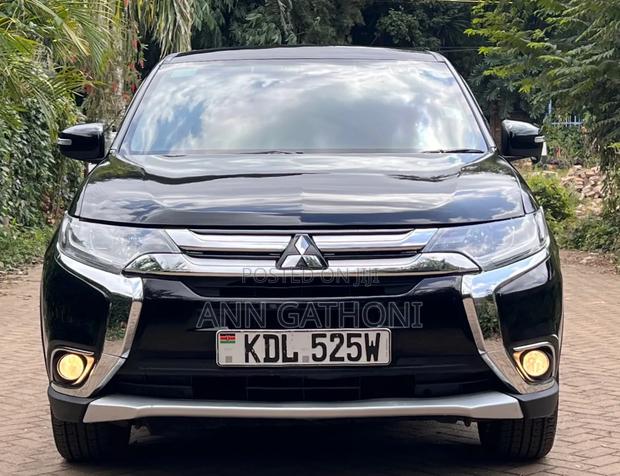 Mitsubishi Outlander 2016 Black