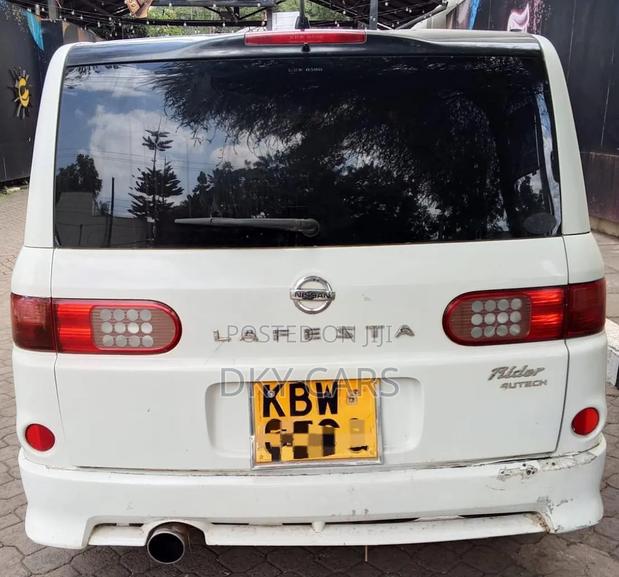 Nissan Lafesta 2005 White