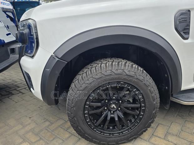 Ford Ranger Wildtrak 2023 White