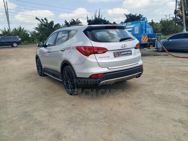 Hyundai Santa Fe 2014 Silver