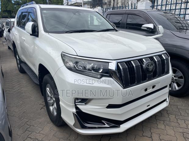 Toyota Land Cruiser Prado 2.8 2018 White