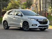 Honda Vezel 2019 Pearl for sale