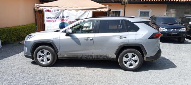 Toyota RAV4 2020 Silver