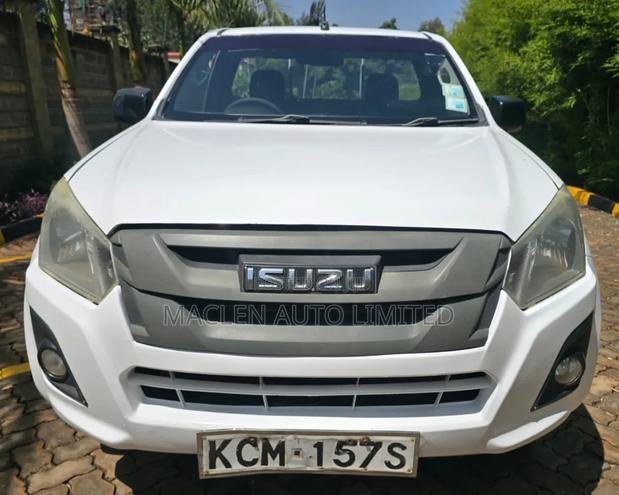Isuzu D-MAX 2017 White