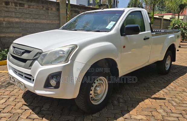 Isuzu D-MAX 2017 White