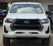 Toyota Hilux 2021 White for sale