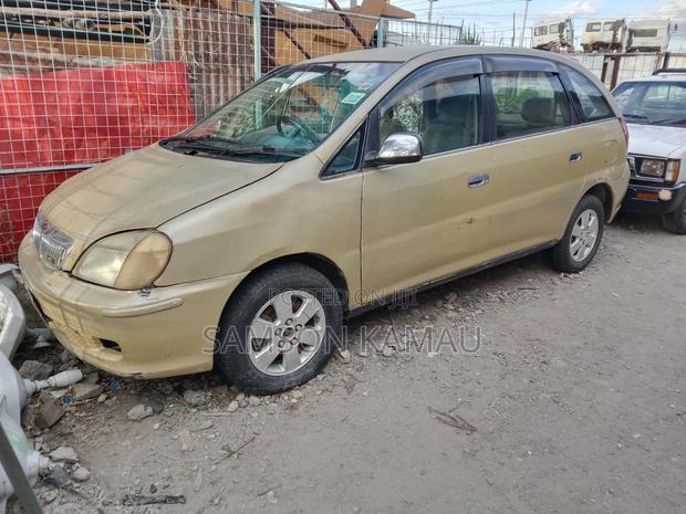 Toyota Nadia 2001 Beige