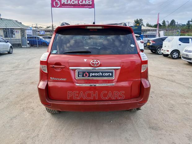 Toyota Vanguard 2008 Red