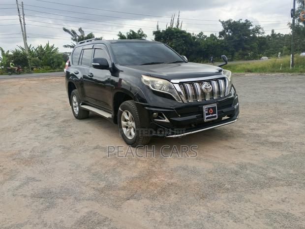 Toyota Land Cruiser Prado 2011 Black