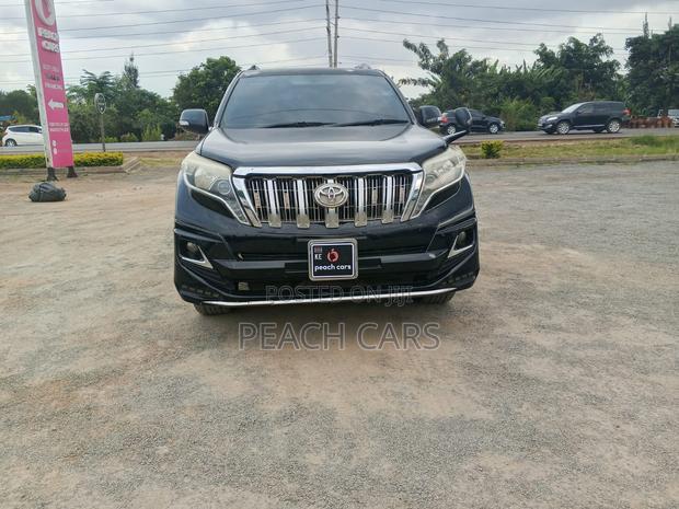 Toyota Land Cruiser Prado 2011 Black