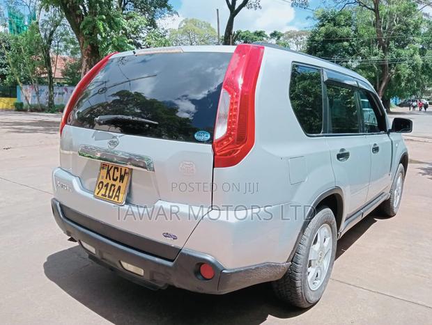 Nissan X-Trail 2012 Gray