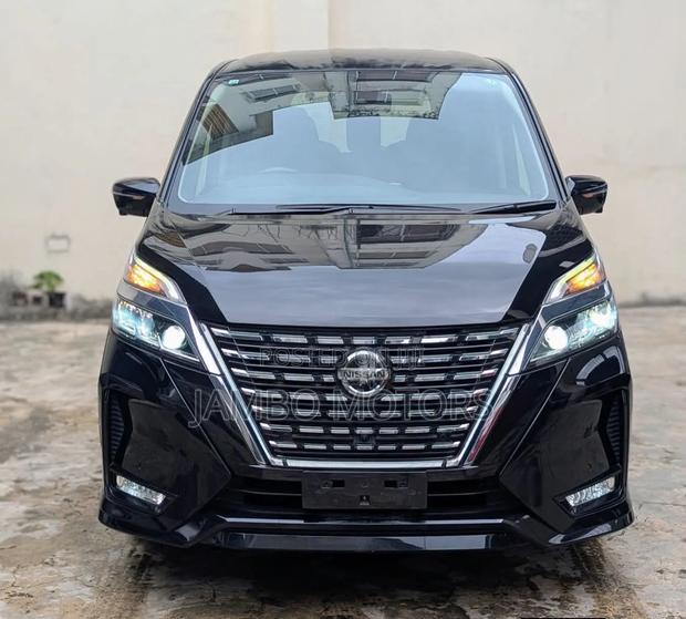 Nissan Serena 2022 Black