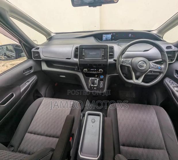 Nissan Serena 2022 Black