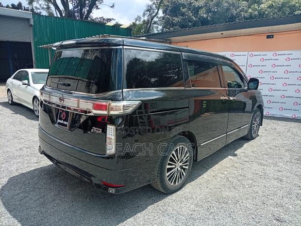 Nissan Elgrand 2015 Black