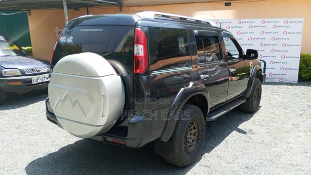 Ford Everest 2014 Black