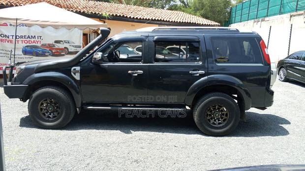 Ford Everest 2014 Black