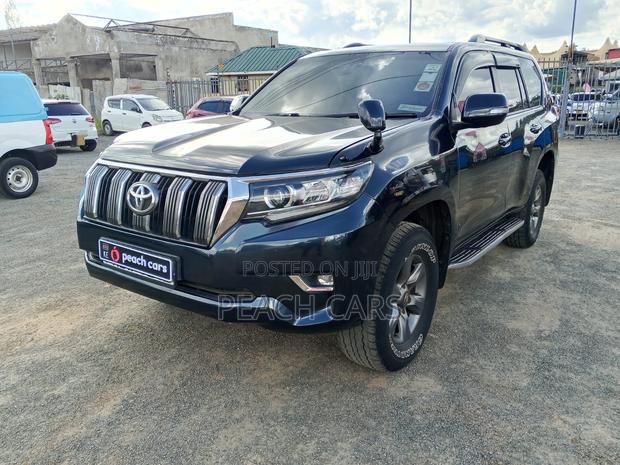 Toyota Land Cruiser Prado 2011 Black