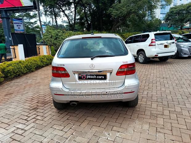 Mercedes-Benz B-Class 2009 Gray