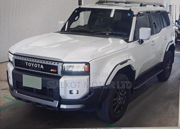 Toyota Land Cruiser LC250 2024 White