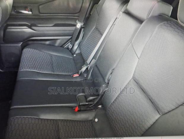 Toyota Land Cruiser LC250 2024 White